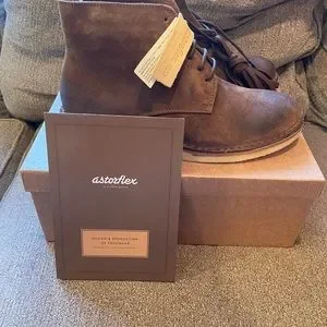 Astorflex | Shoes | Huckberry Astorflex Midflex Mens Shoes  display picture 1